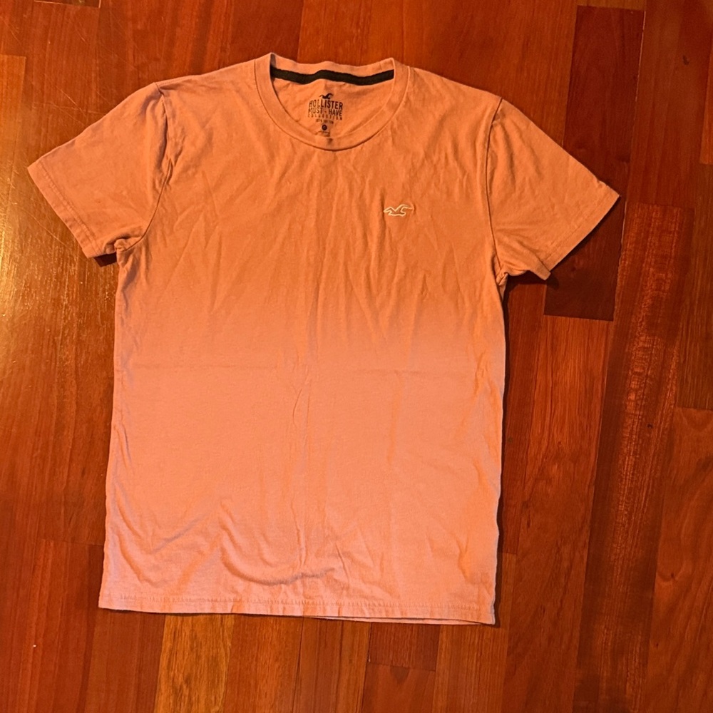 Hollister Light Pink Short Sleeve Tee